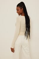 Go to image 2 of 4