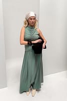 Gå till bild 4 av 8