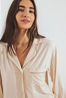 Go to image 1 of 7