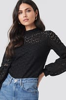 Go to image 1 of 4