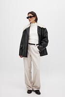 Go to image 4 of 8