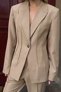 Fitted Blazer
