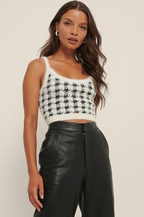 Checked Cropped Knitted Top
