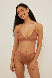 Elastic Lace Thong