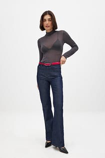 Schlagjeans mit hoher Taille