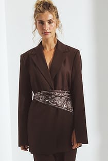 Almindelig lang blazer