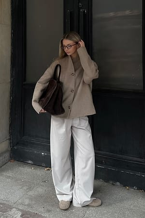 Image 4 of 7