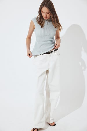 Image 4 of 7