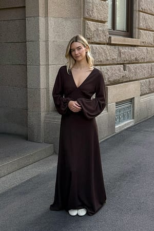 Image 4 of 7