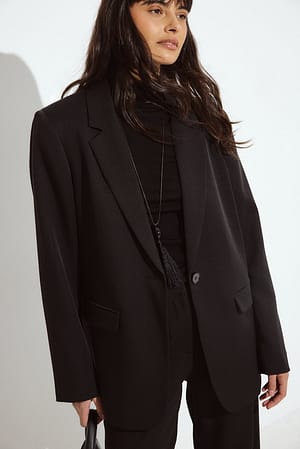 Black Gerader Blazer