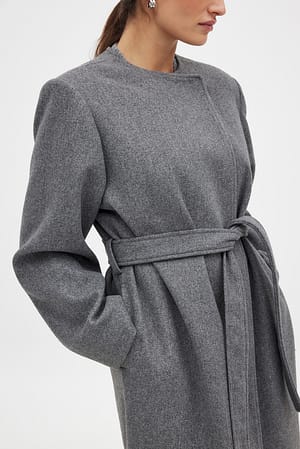 Grey Manteau ceinturé