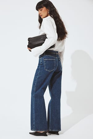 Image 2 of 11