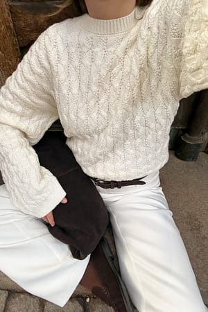Offwhite Pull en maille torsadée