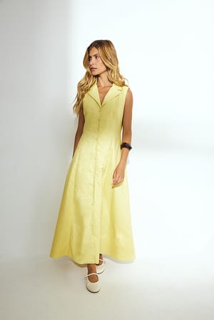 Light Yellow Katoenen midi-jurk met knopen