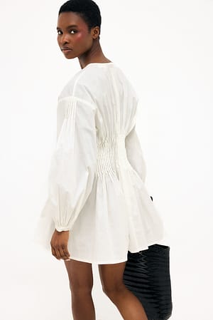 Image 3 of 7
