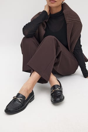 Image 2 of 4