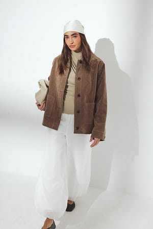 Image 3 of 6