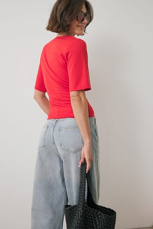 Image 2 of 6