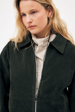 Image 2 of 10
