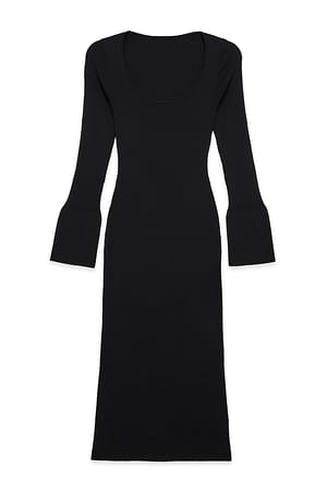 Black Fine Knitted Trumpet Sleeve Midi Dress