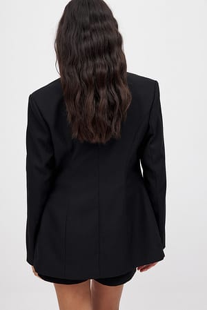 Image 2 of 6