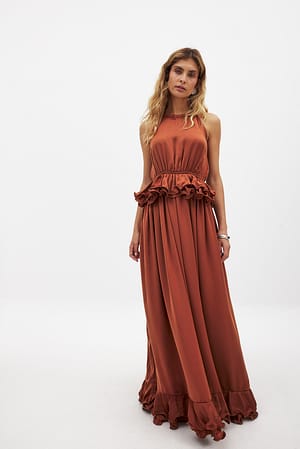 Rust Robe longue dos nu à volants à la taille