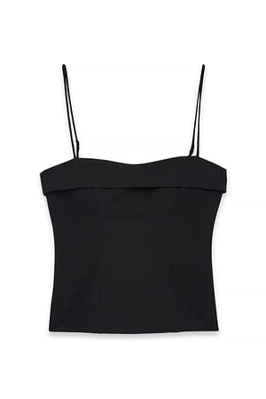 Black Topp med vikt sweetheart-ringning