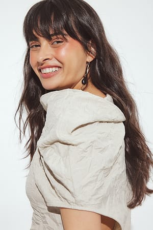 Image 4 of 8