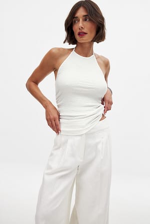 Offwhite Strukturerad topp med halterneck