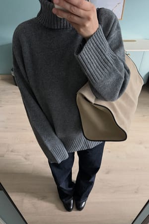 Dark Grey Gebreide wollen trui met col