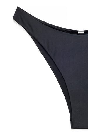 Image 6 of 6