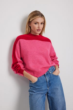Red/Pink Stickad tröja med färgblock