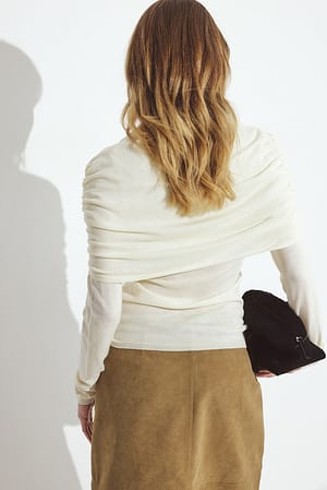 Image 3 of 9
