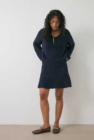Image 2 of 7