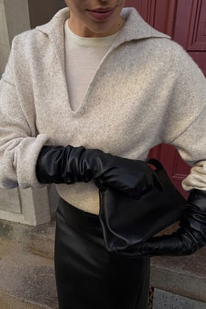 Beige Pull en maille à col oversize