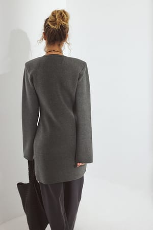 Image 2 of 7