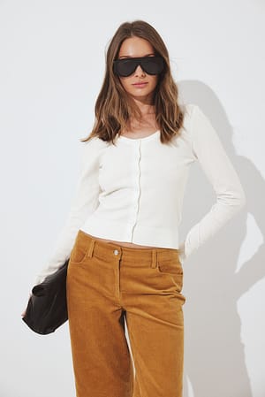 Offwhite Strick-Cardigan mit Rundhalsausschnitt