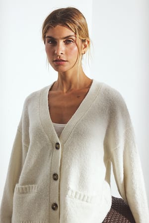 Offwhite Strikket cardigan i ullblanding