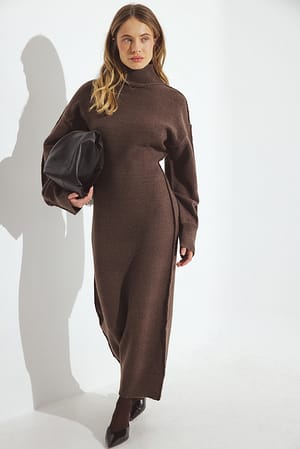 Brown skulpturales Midikleid aus Wollmischung