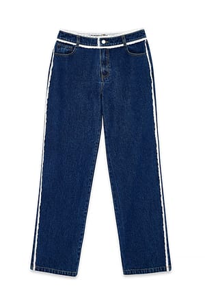 Blue Jeans with lace details