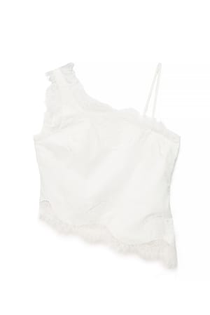 White Topp i linblanding med blondedetaljer