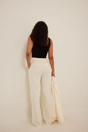 Image 2 of 4