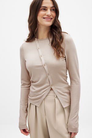 Beige Langærmet top med knapper