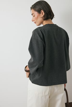 Image 2 of 6
