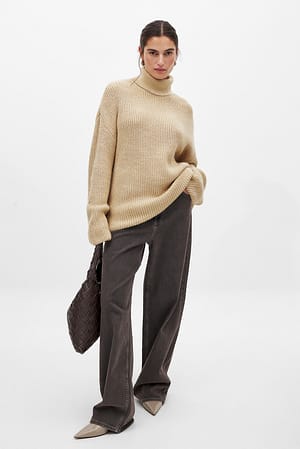 Beige Langer Rollkragen-Strickpullover
