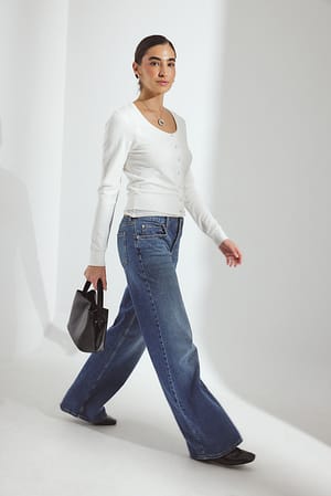 Mid Blue Jeans med vide ben og lavt liv