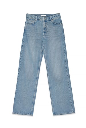 Light Blue Denim med mellanhög midja