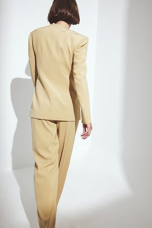 Image 3 of 7