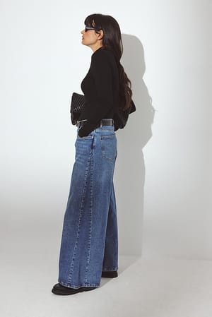 Image 2 of 6