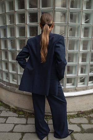 Image 2 of 6